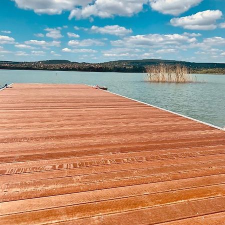 Appartamento Fuzliget Surf Garden Balatonfůzfő Esterno foto