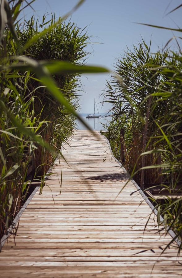 Appartamento Fuzliget Surf Garden Balatonfůzfő Esterno foto